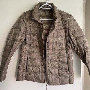 Uniqlo Ultra Light Down Feather Jacket